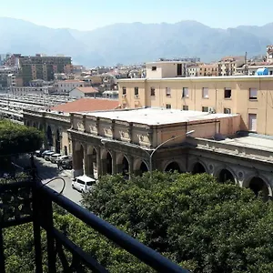 https://profumo-di-sicilia-palermo.sicilyhotelsitaly.net
